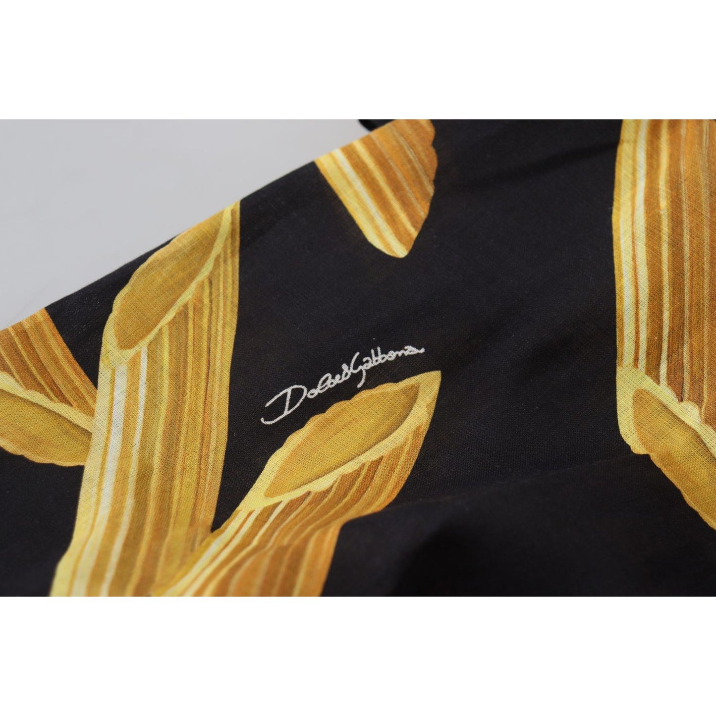 Dolce & Gabbana Black Linen Shirt with Penne Rigate Print Dolce & Gabbana Dark Khaki