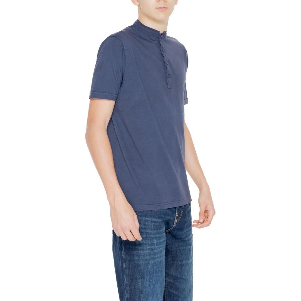 Alt Tag: Hamaki-Ho blue cotton t-shirt for men, spring/summer collection, featuring short sleeves and button-up collar.
