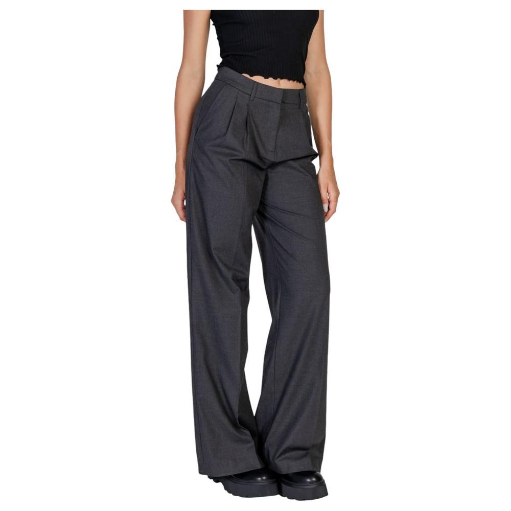 Women's Morgan De Toi gray polyester fall/winter pants with viscose and lycra blend, featuring a wide-leg design.