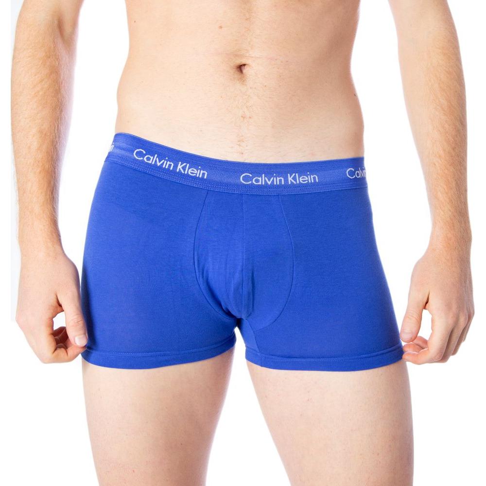 Calvin Klein blue cotton underwear with logo waistband, providing comfort and style for men, 95% cotton, perfect daily wear.