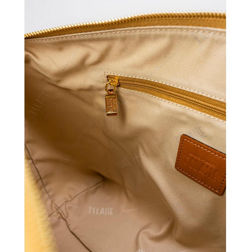Interior view of Alviero Martini Prima Classe beige artificial leather handbag with zip pocket and beige lining.