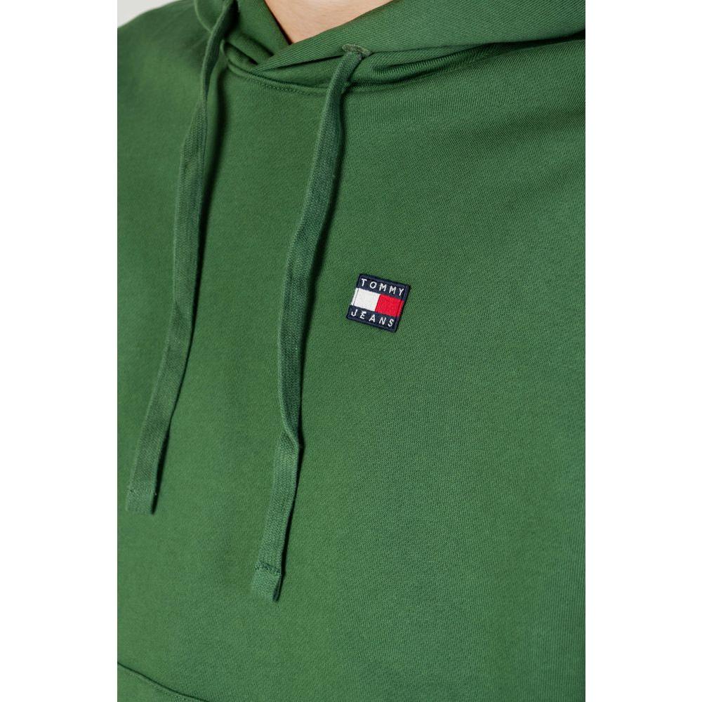 Tommy Hilfiger green cotton hoodie for men, autumn/winter collection, featuring transitional and Better Cotton Initiative materials.