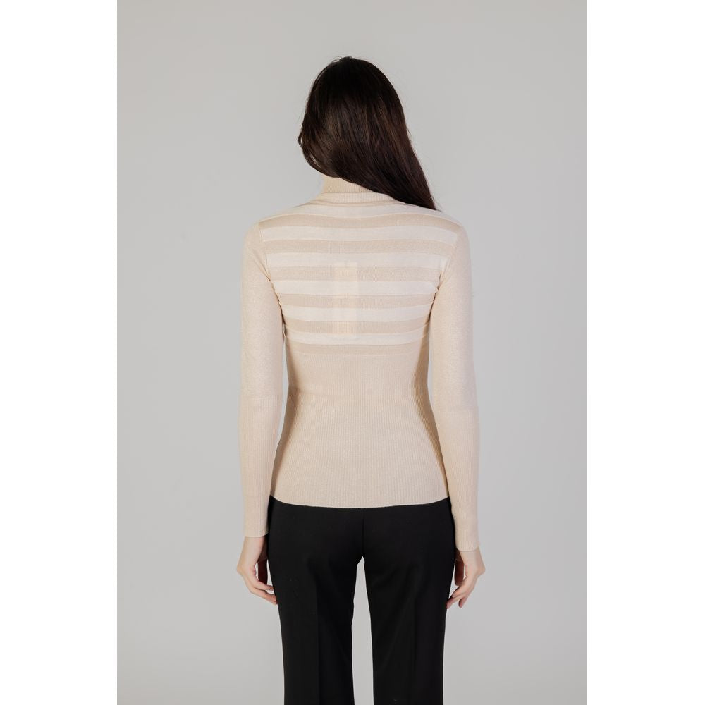 Back view of Morgan De Toi pink viscose sweater, part of women's knitwear collection, Fall/Winter, made of viscose, polyamide, polyester blend.