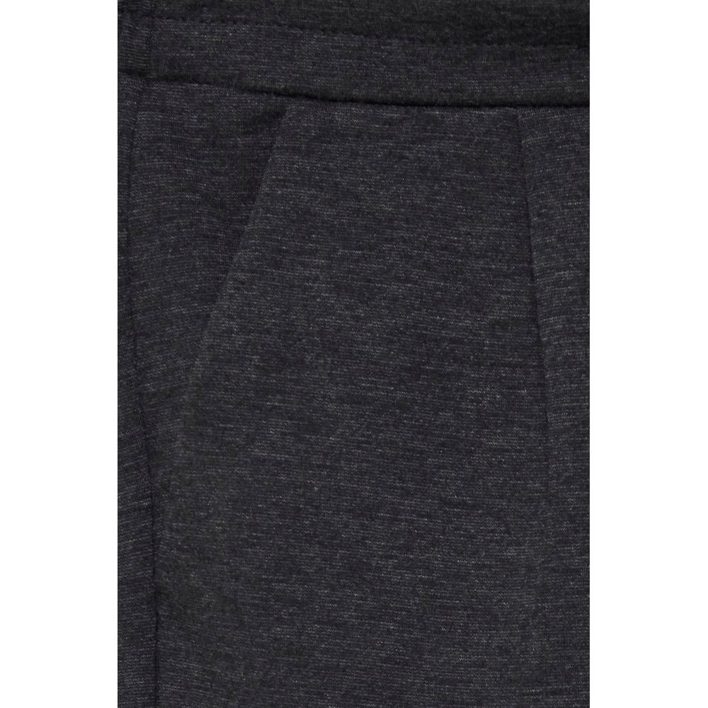 Close-up of ICHI gray polyester women's cigarette pants for fall/winter collection, featuring soft blend fabric with viscose and elastane.