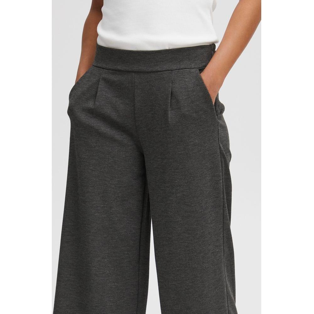 ICHI women's gray bootcut pants made from recycled polyester, featuring pockets; ideal for fall/winter fashion.