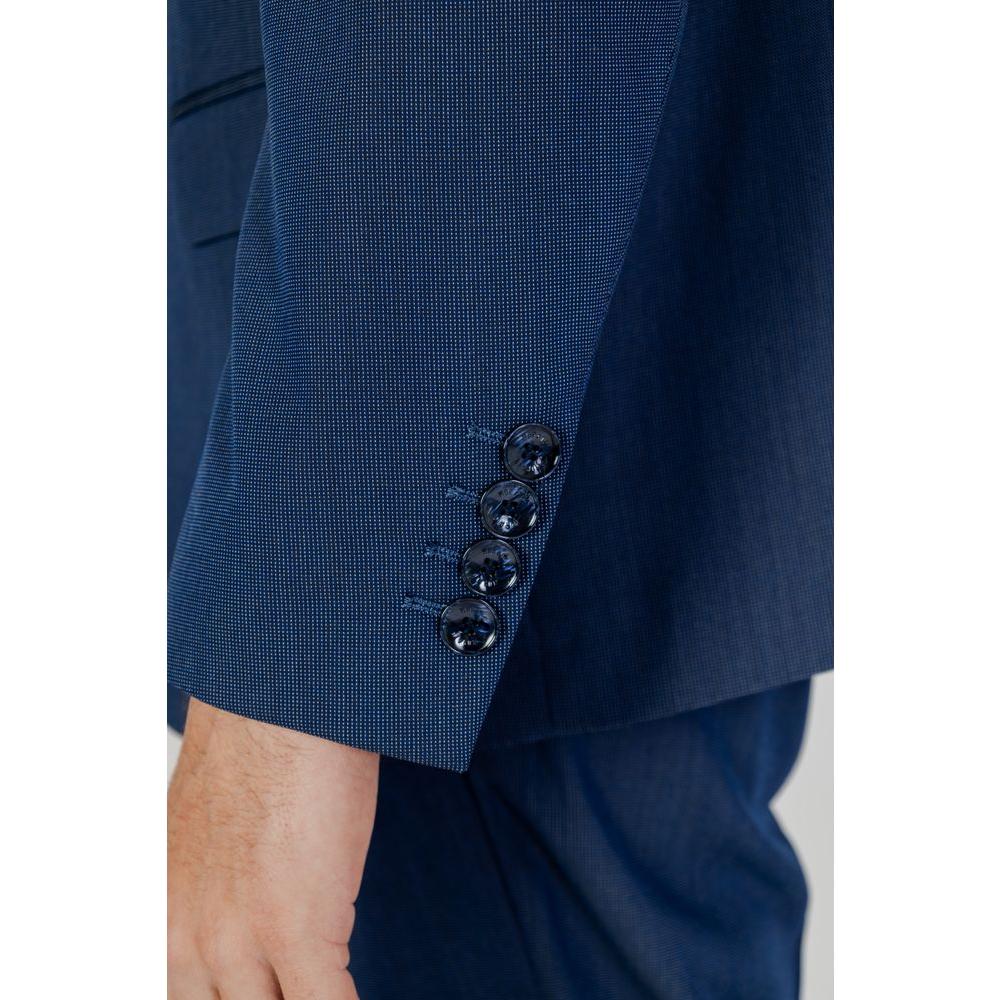 Close-up of button details on Antony Morato blue polyester suit jacket, part of men's spring/summer collection.