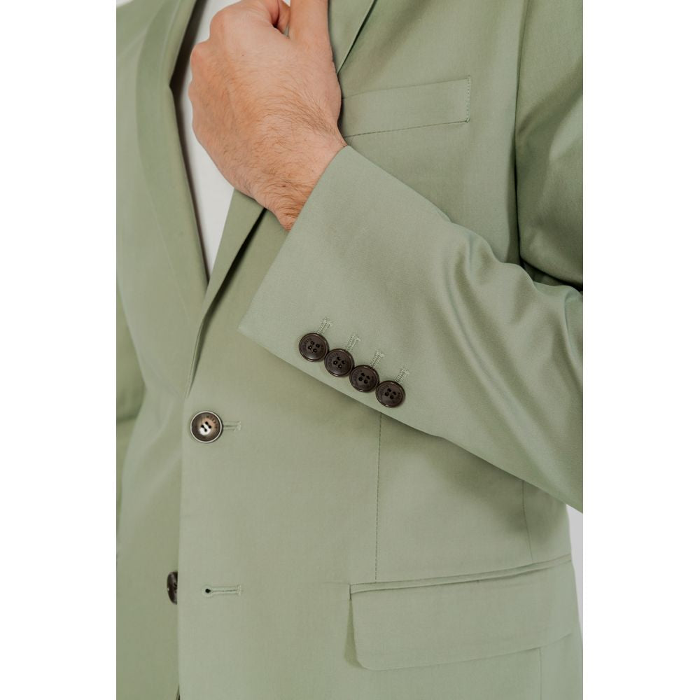 Antony Morato green cotton suit jacket close-up, spring/summer collection, with detailed buttons and classic design.