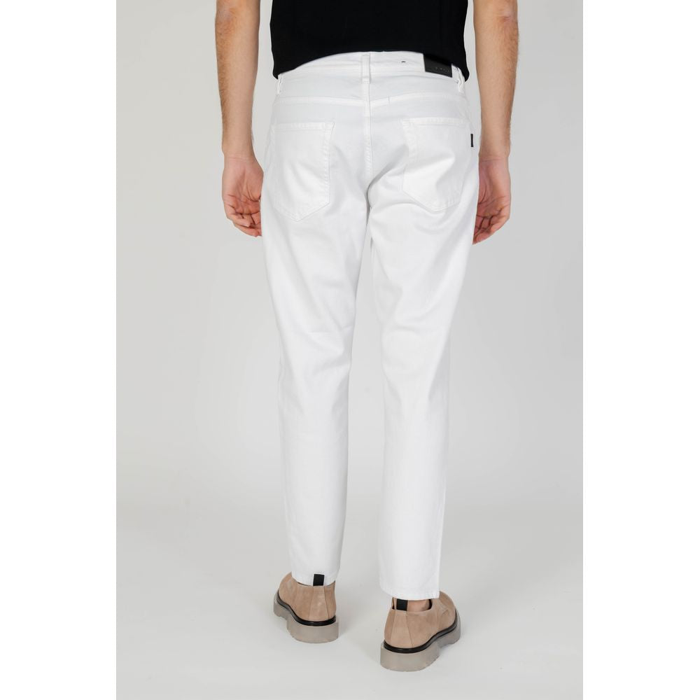 Rear view of Antony Morato men's slim white cotton jeans, part of the spring/summer collection, 99% cotton, 1% elastane blend.