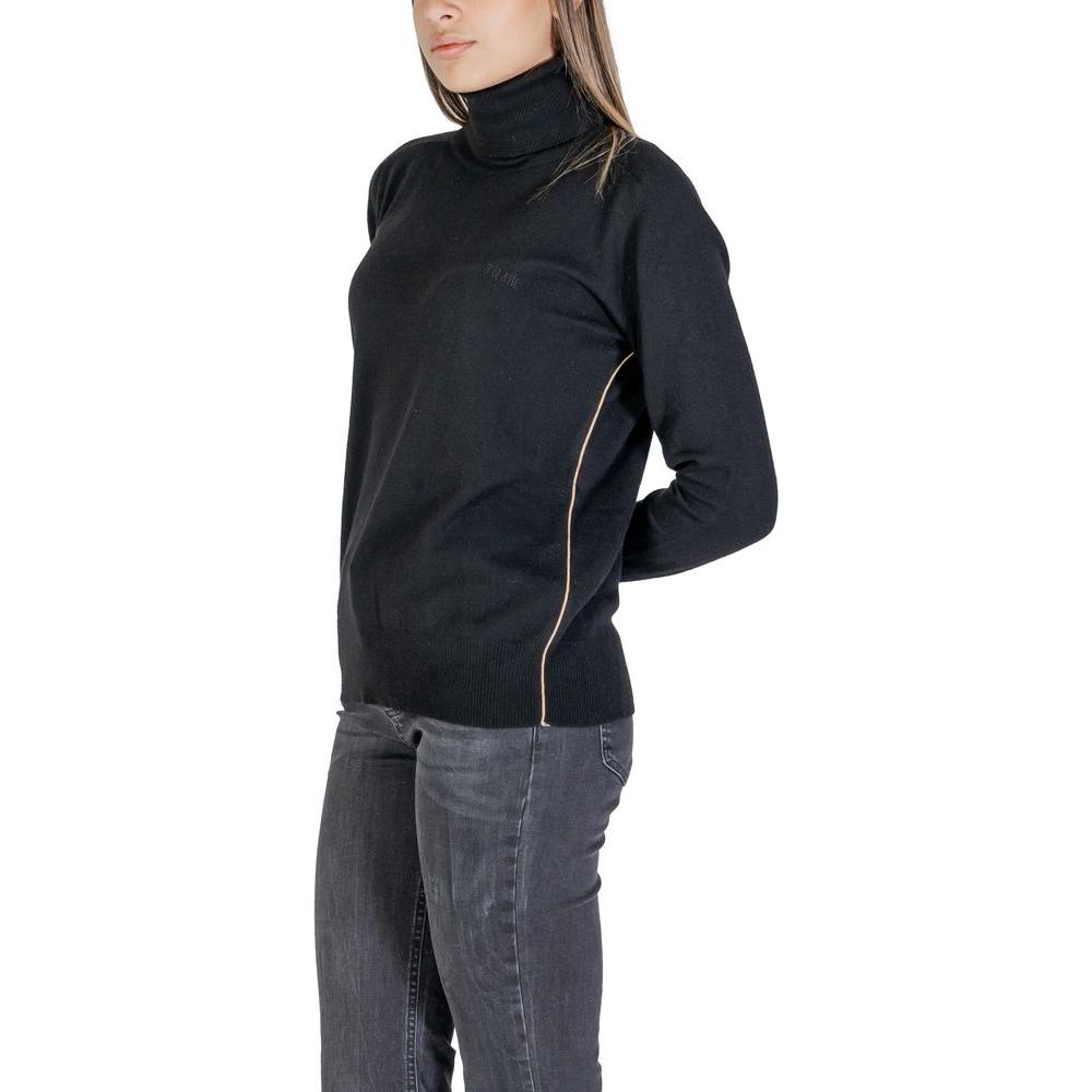Alviero Martini Prima Classe black viscose sweater for women, featuring a turtleneck, part of the fall/winter collection.