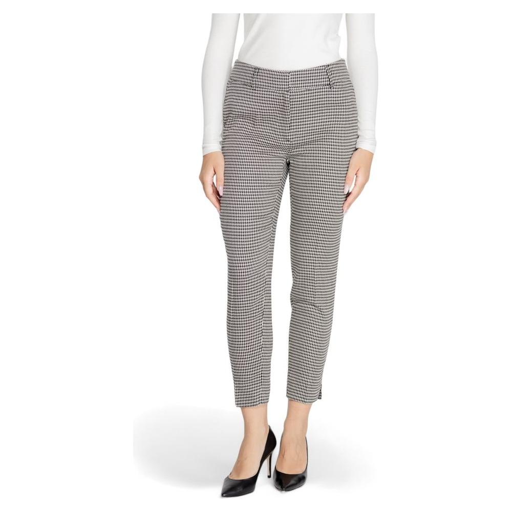 Women's checkered polyester pants with black heels, fall/winter collection, 64% polyester, 34% viscose, 2% elastane