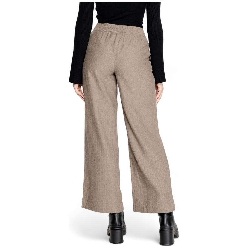 Jacqueline De Yong women's brown cotton pants, perfect for fall/winter. Made of 60% cotton, 35% polyester, 5% viscose.