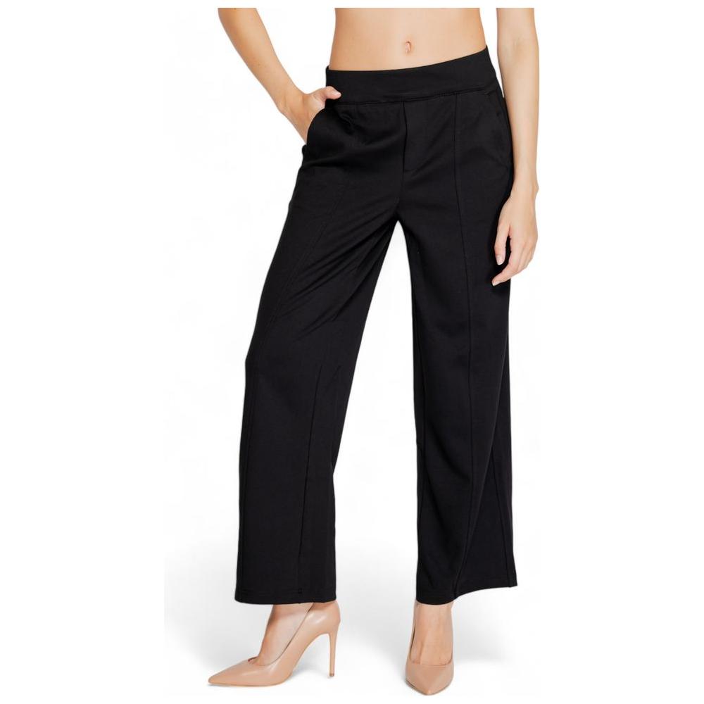 Women's black viscose jeans and pants by Street One, fall/winter collection, made of 68% viscose, 28% polyester, 4% elastane/lycra.