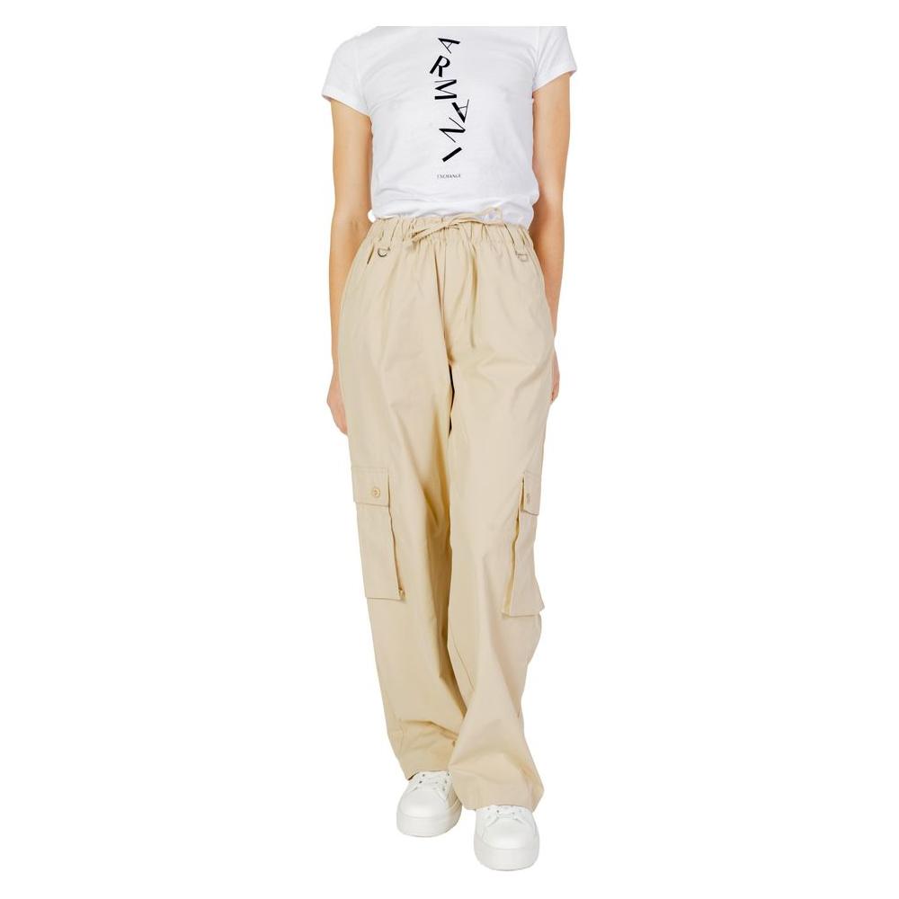 Women's spring/summer beige cotton pants made of 65% cotton, 35% polyamide, casual wear with pockets and relaxed fit.