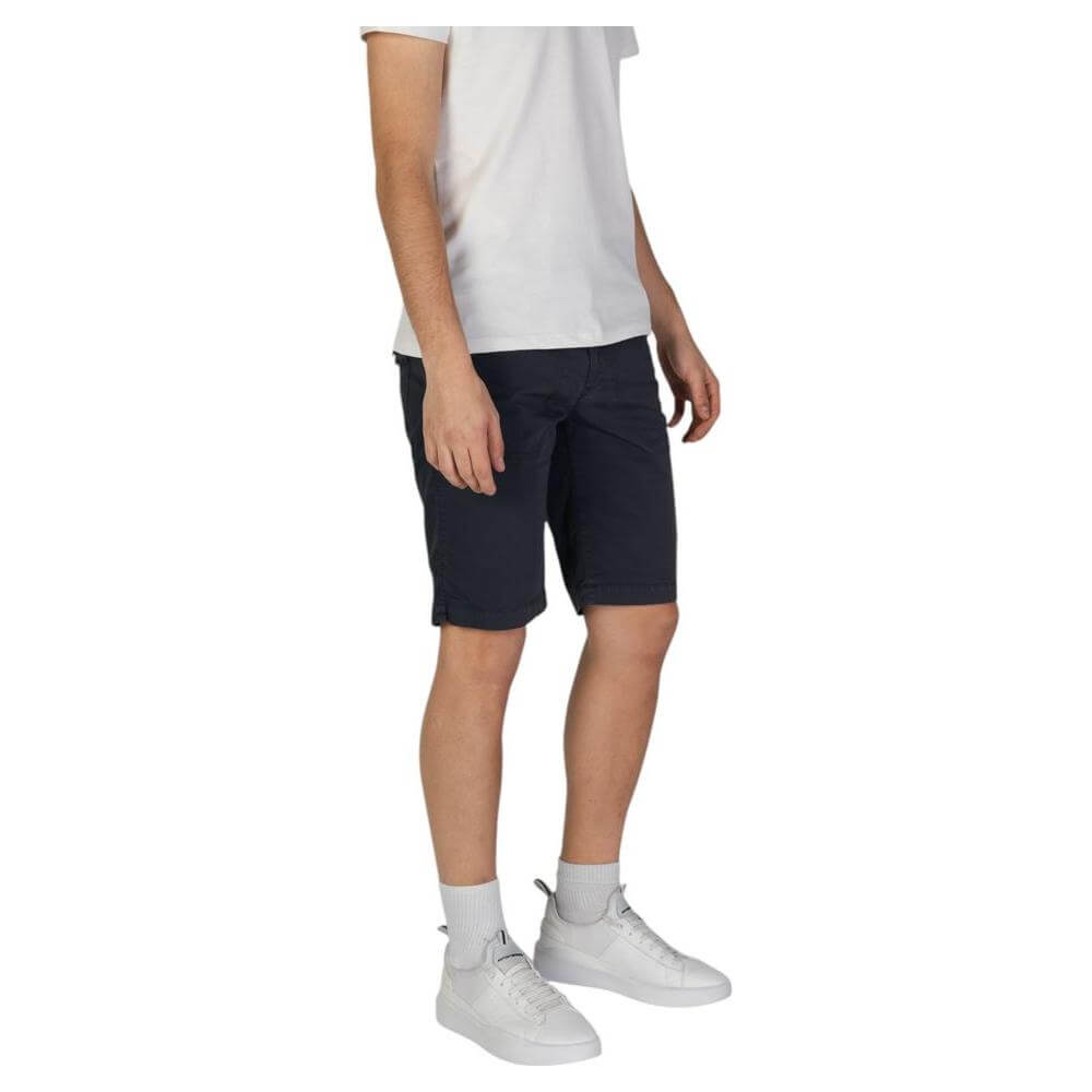 Refrigiwear men's blue cotton Bermuda shorts for fall/winter, 98% cotton, perfect casual wear.