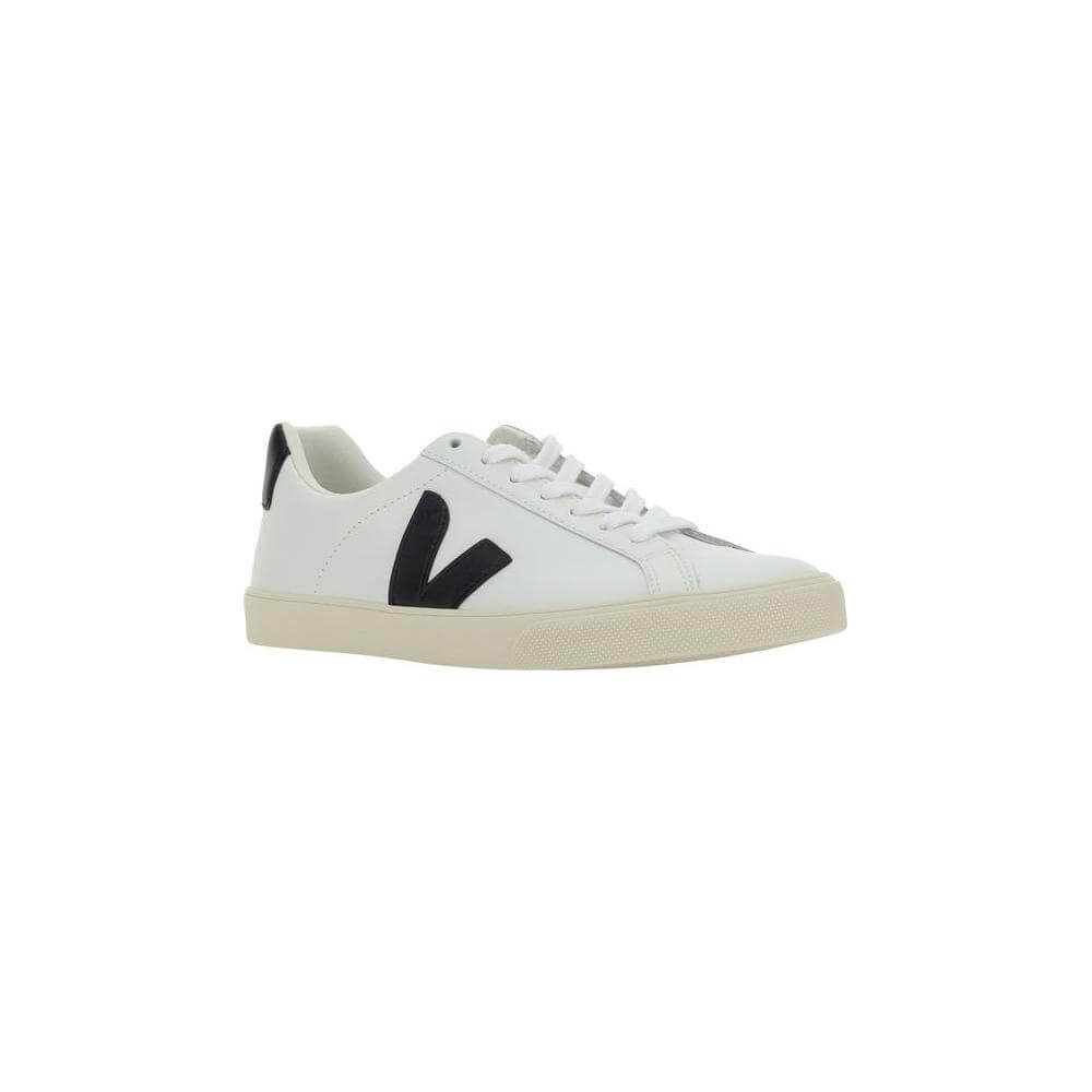 Veja Esplar Sneakers with round toe, front lace-up, and black iconic patch on side, featuring signature branding on tongue and heel.