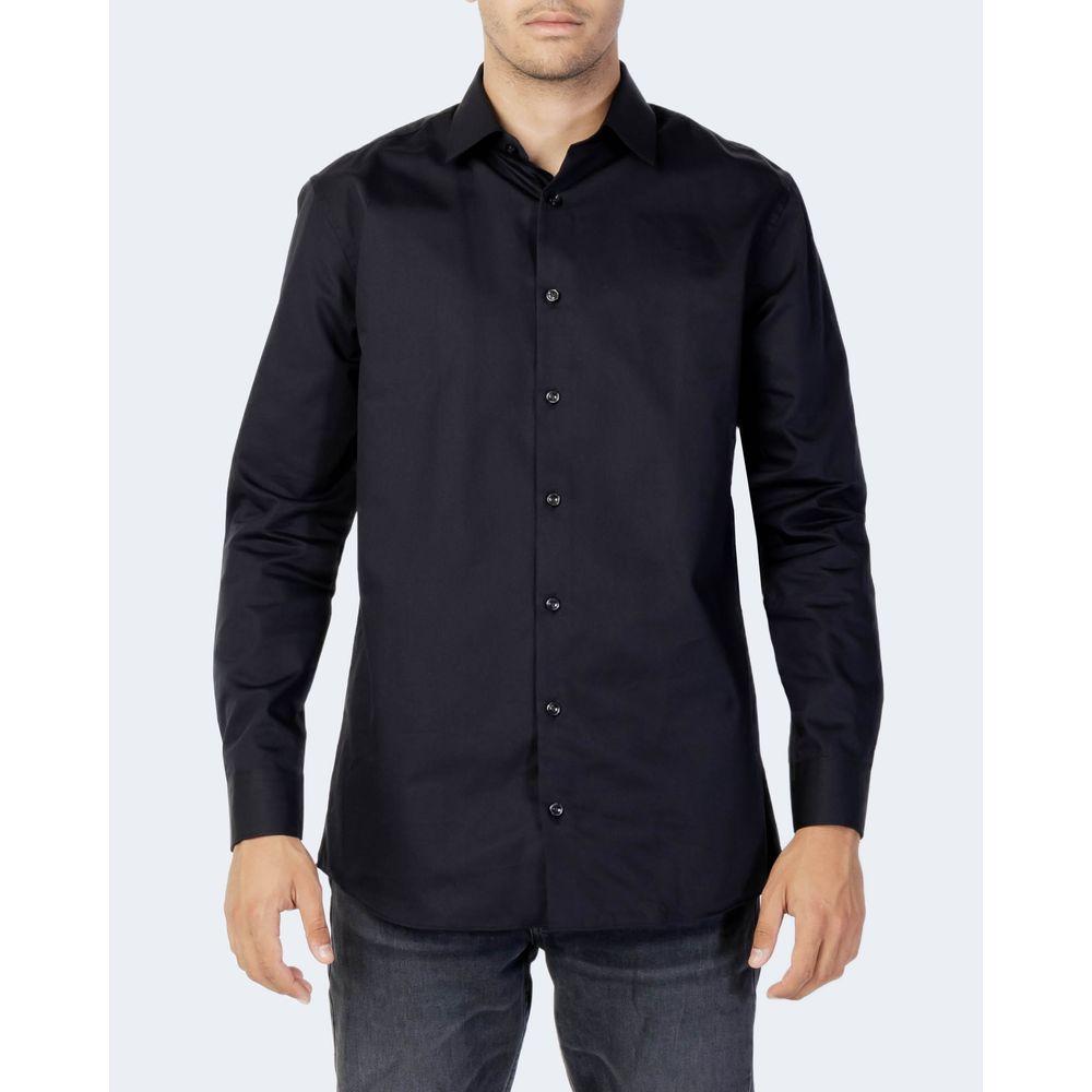 Men's black cotton long-sleeve shirt, classic design, model wearing Selected SLHREGETHAN SHIRT, suitable for formal or everyday wear.