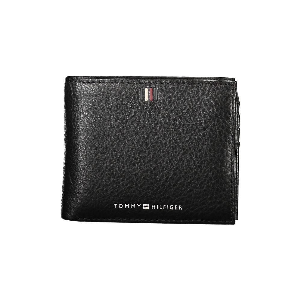 Tommy Hilfiger Sleek Black Leather Wallet with Ample Storage TO-27187