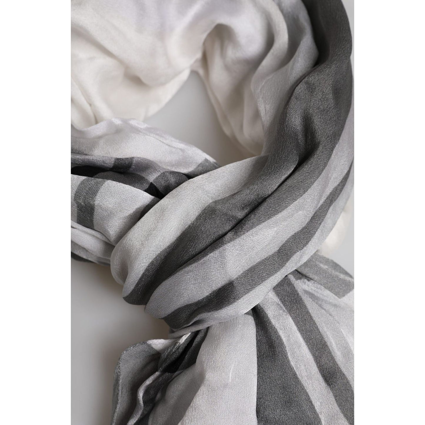 Dolce & Gabbana White Black Silk Warmer Wrap Foulard Scarf MS7473