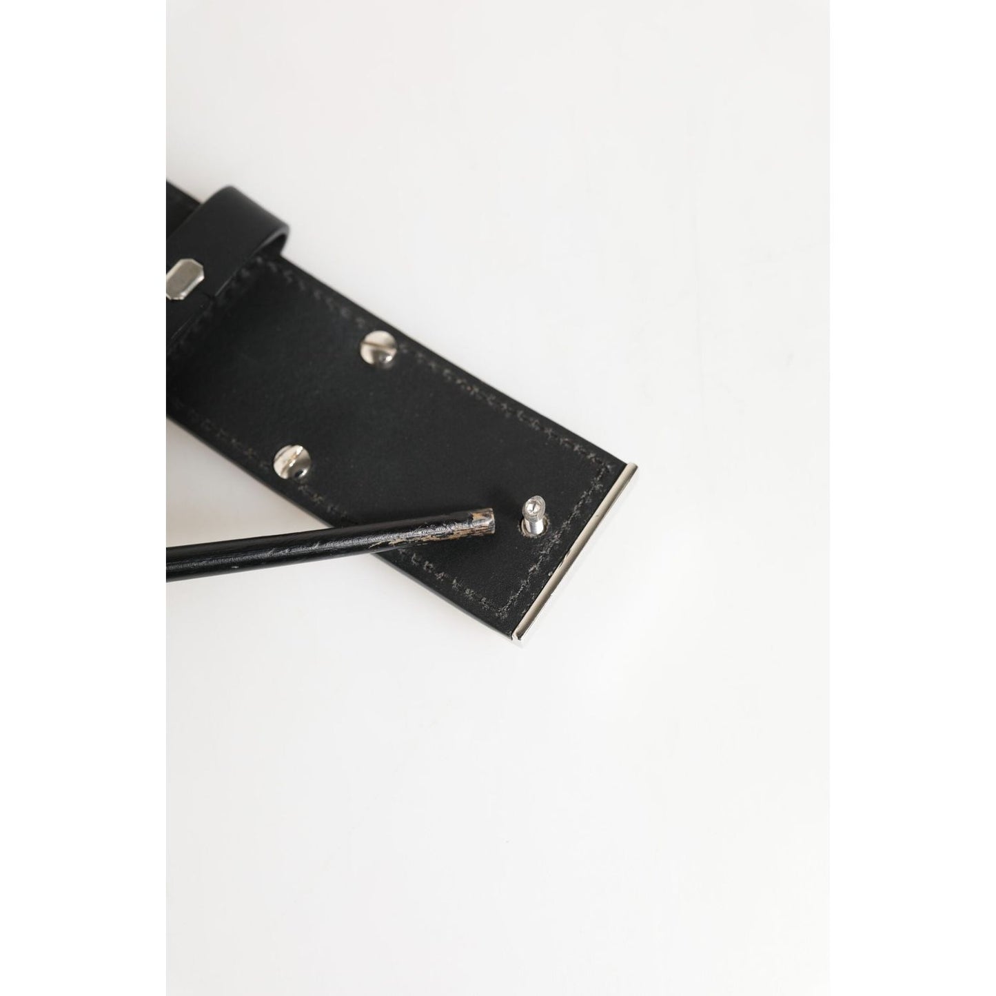 Dolce & Gabbana Black Leather Classic Metal Logo Buckle Belt BEL9603-85