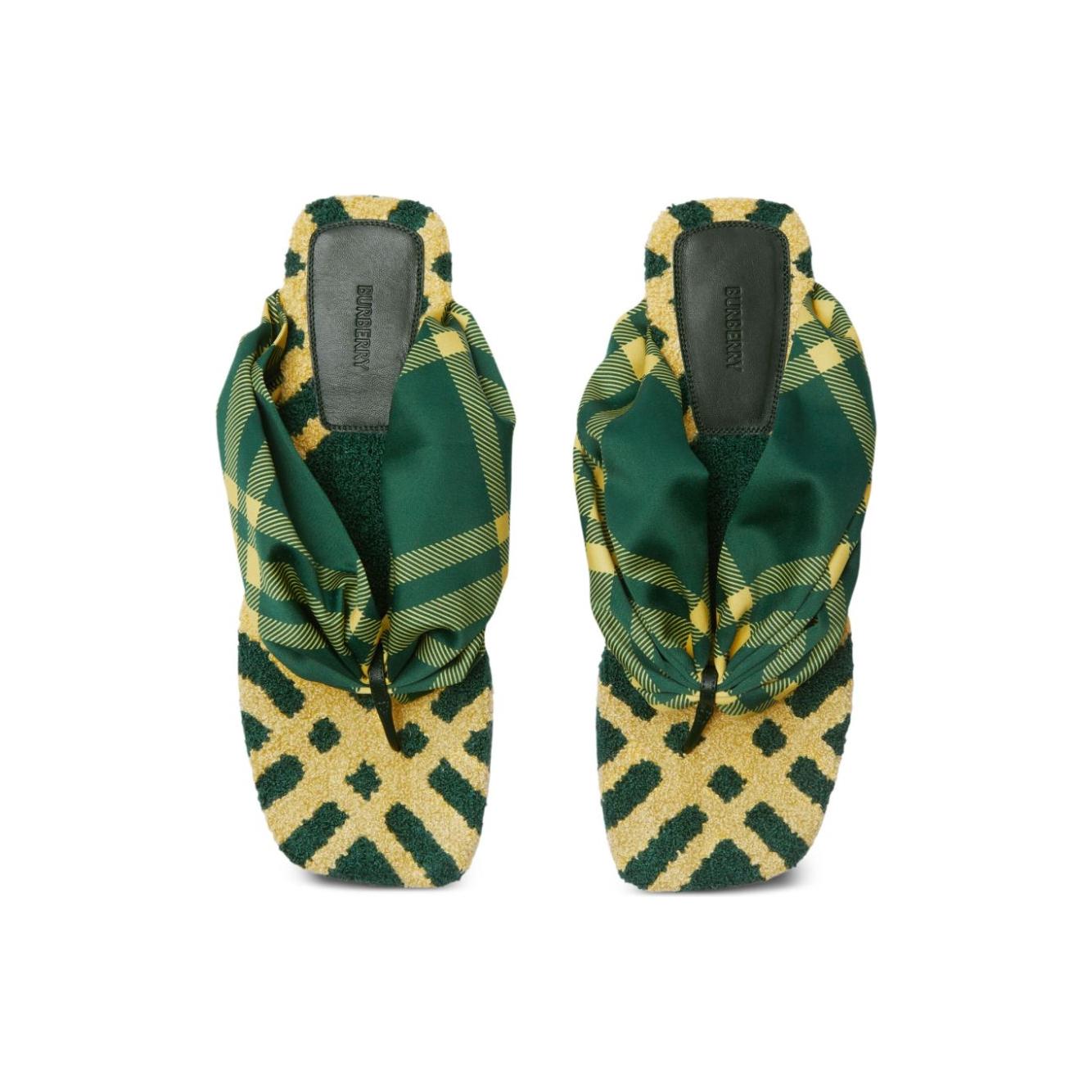 Burberry check pool flat slides