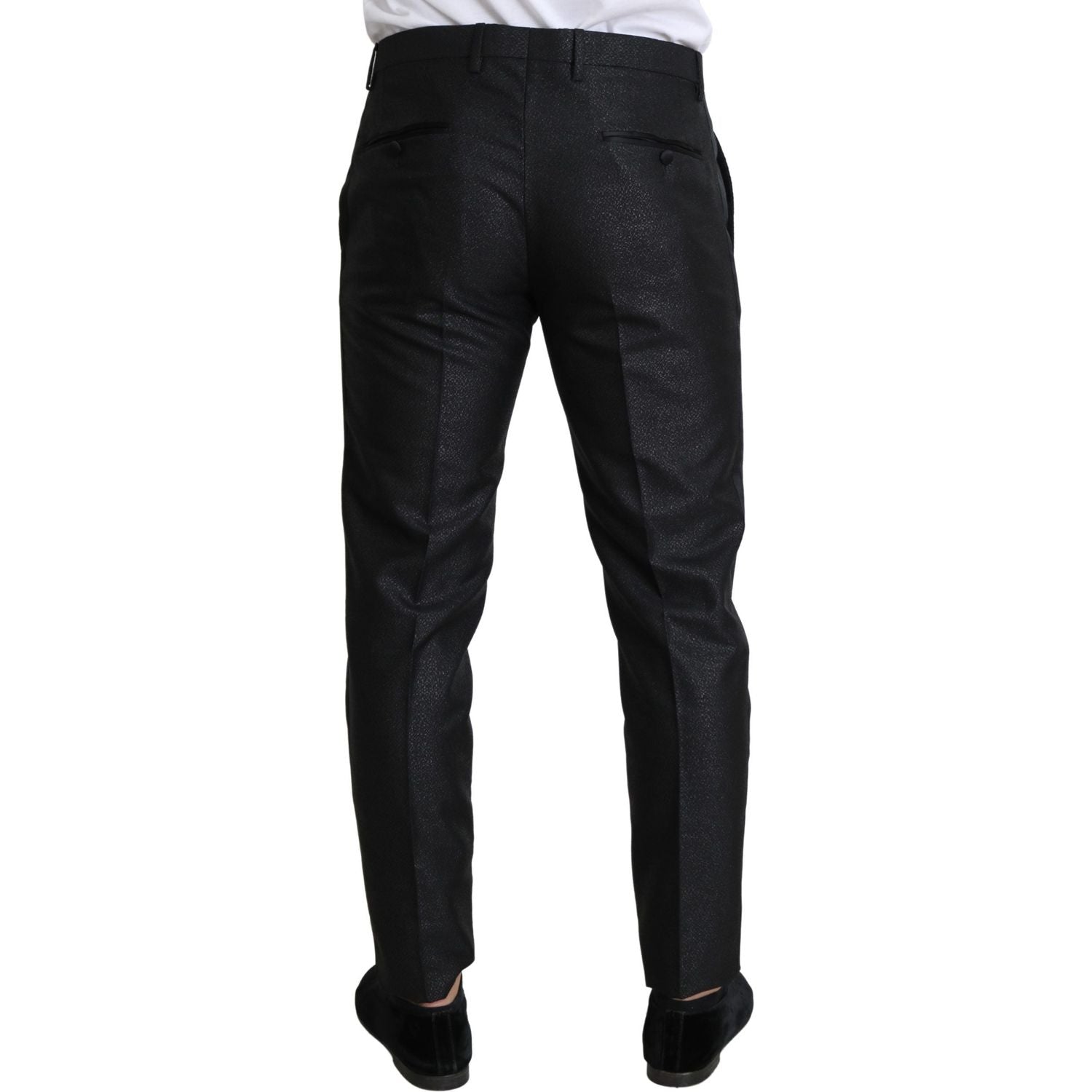 优雅的金属黑色正装裤