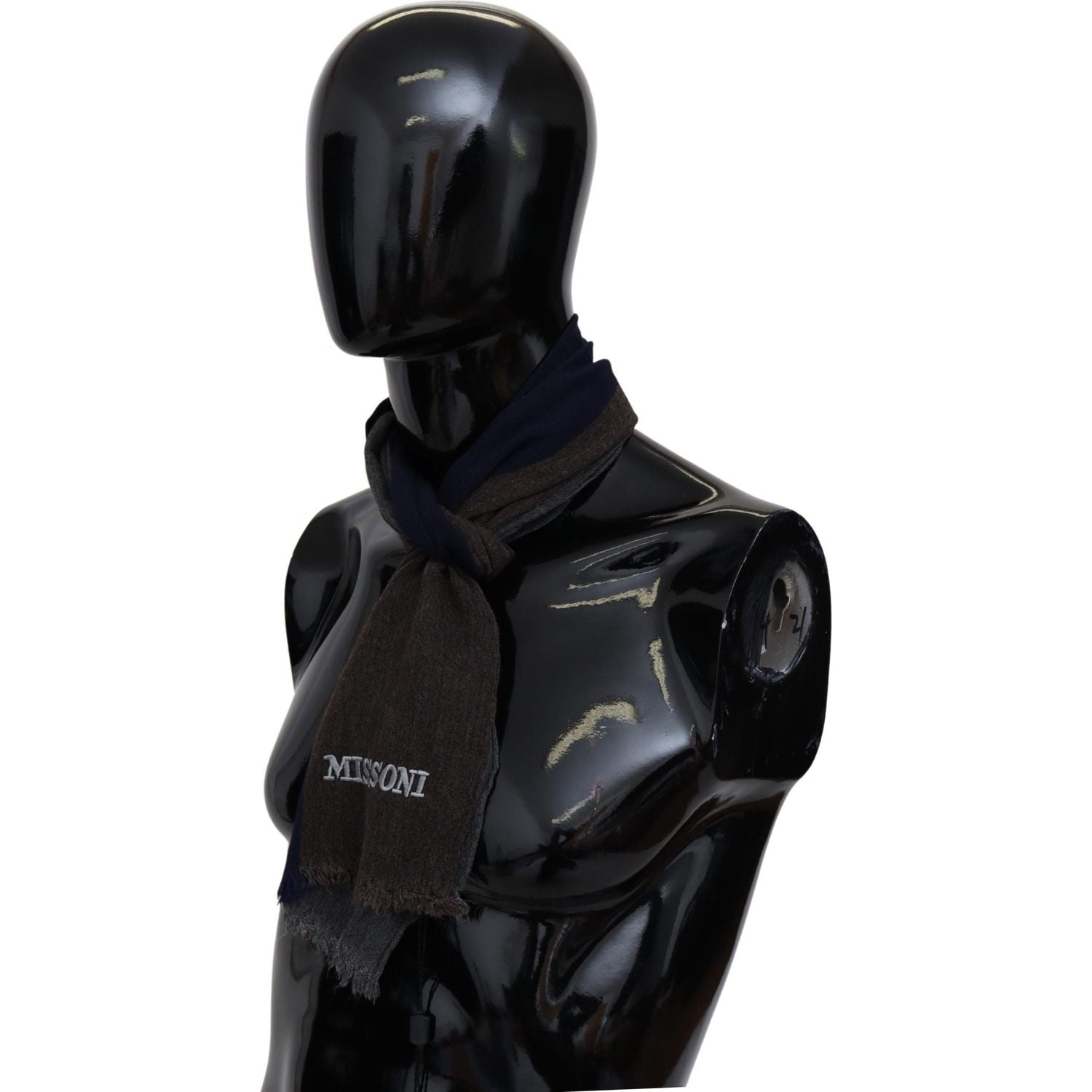 وشاح صوف متعدد الألوان أنيق من Missoni مع تطريز مميز