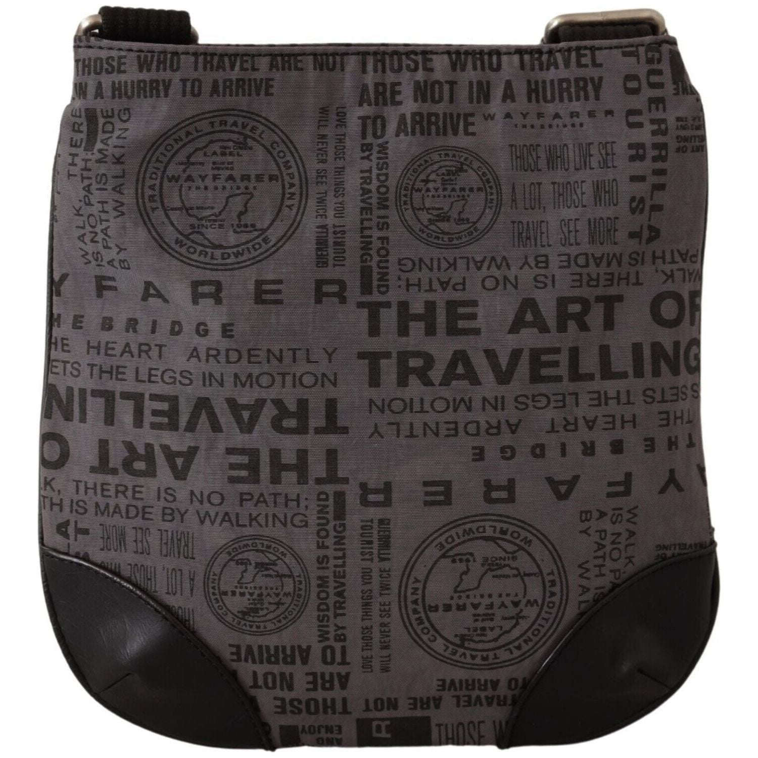 别致的灰色面料斜挎包