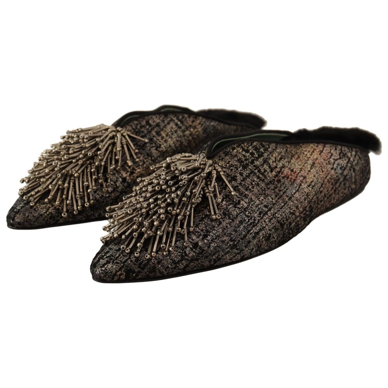 حذاء باولا داركانو الذهبي الساحر من الجلد