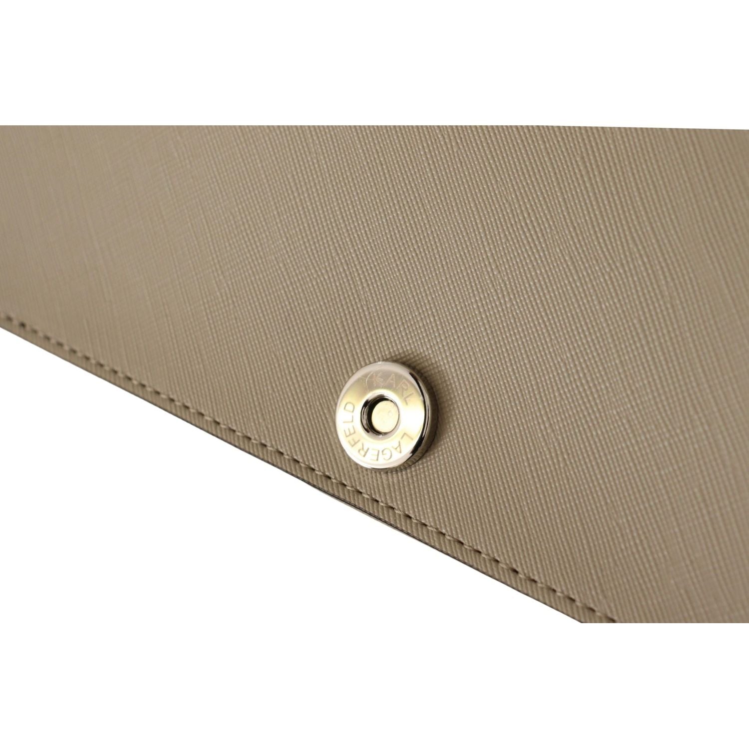 حقيبة كتف أنيقة باللون الأخضر الفاتح من كارل لاغرفيلد بحزامين