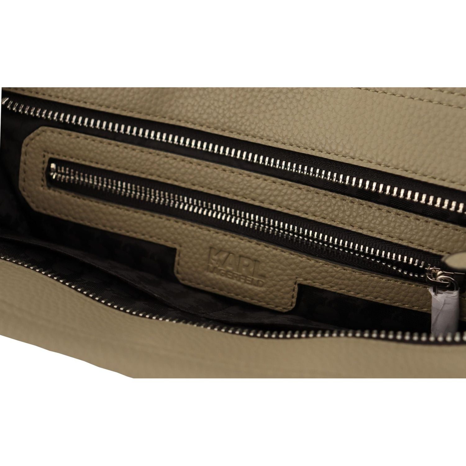 حقيبة كارل لاغرفيلد الجلدية الساحرة باللون الأخضر