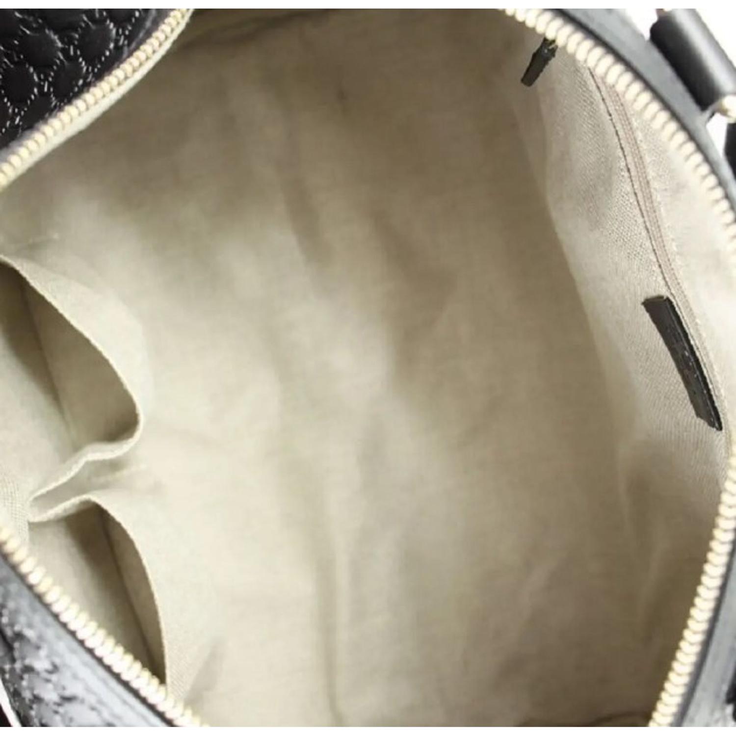 غوتشي باليد