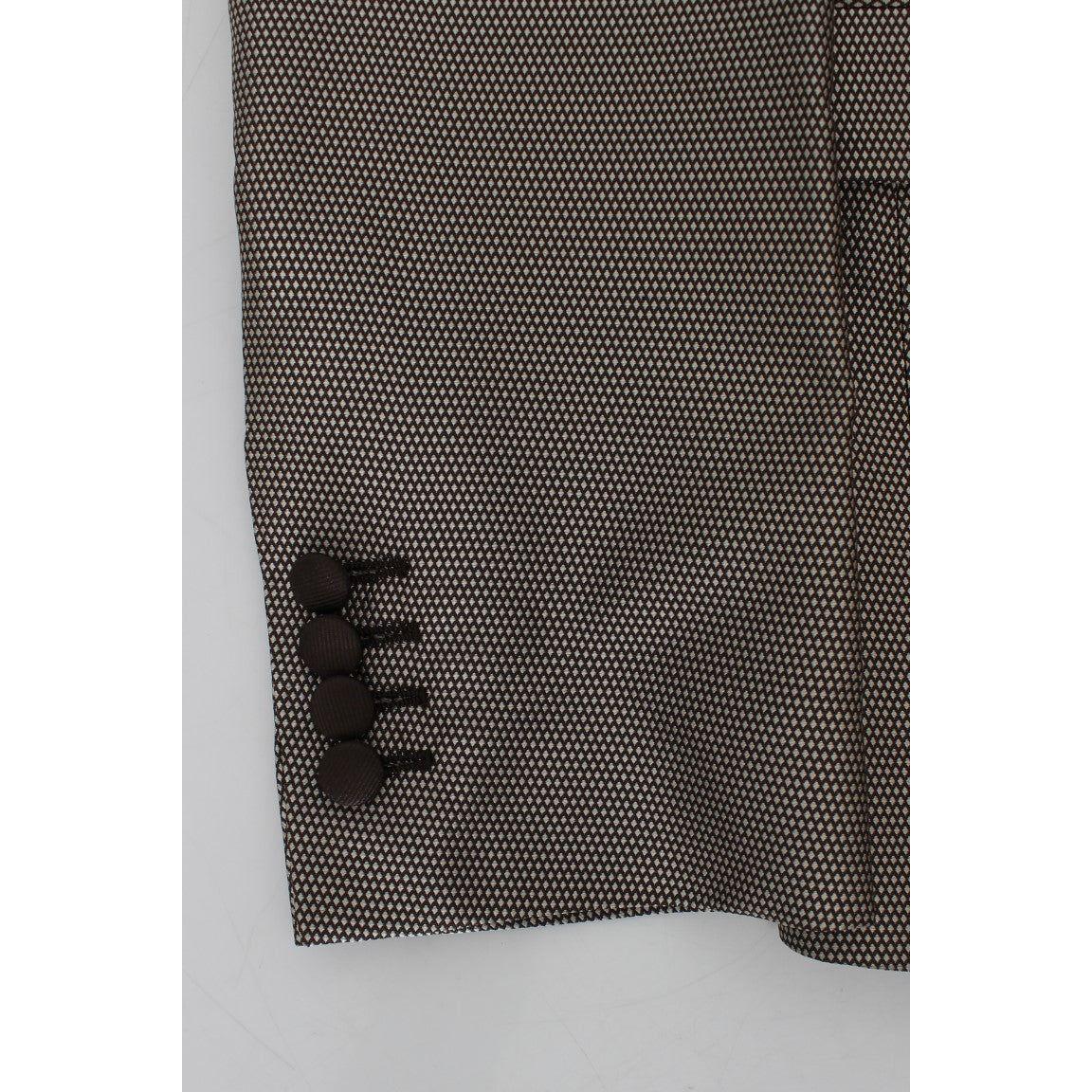 سترة أنيقة من الحرير باللون البني من دولتشي آند غابانا بقصة ضيقة ذات زرين