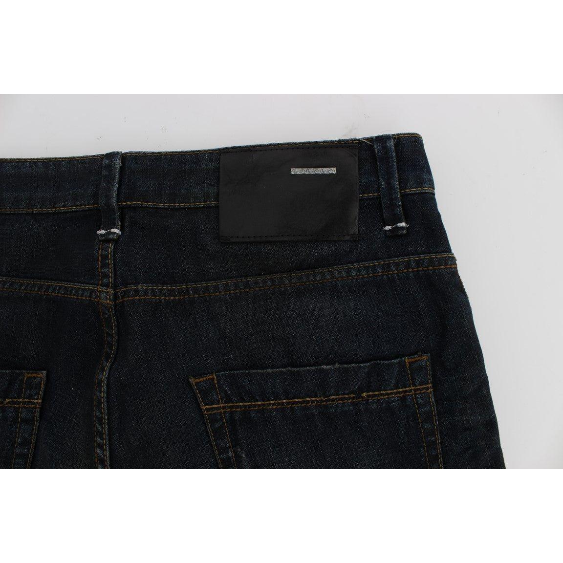 优雅直筒深蓝色牛仔裤