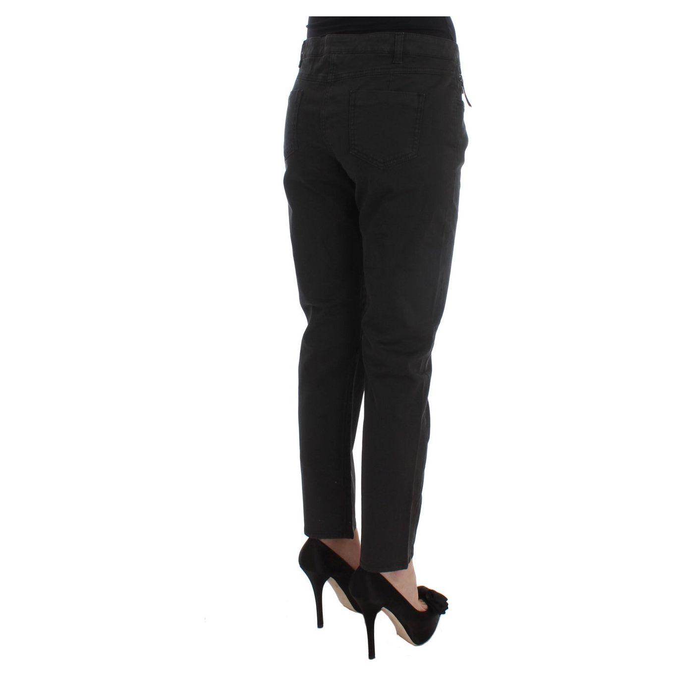 时尚黑色常规版型牛仔裤