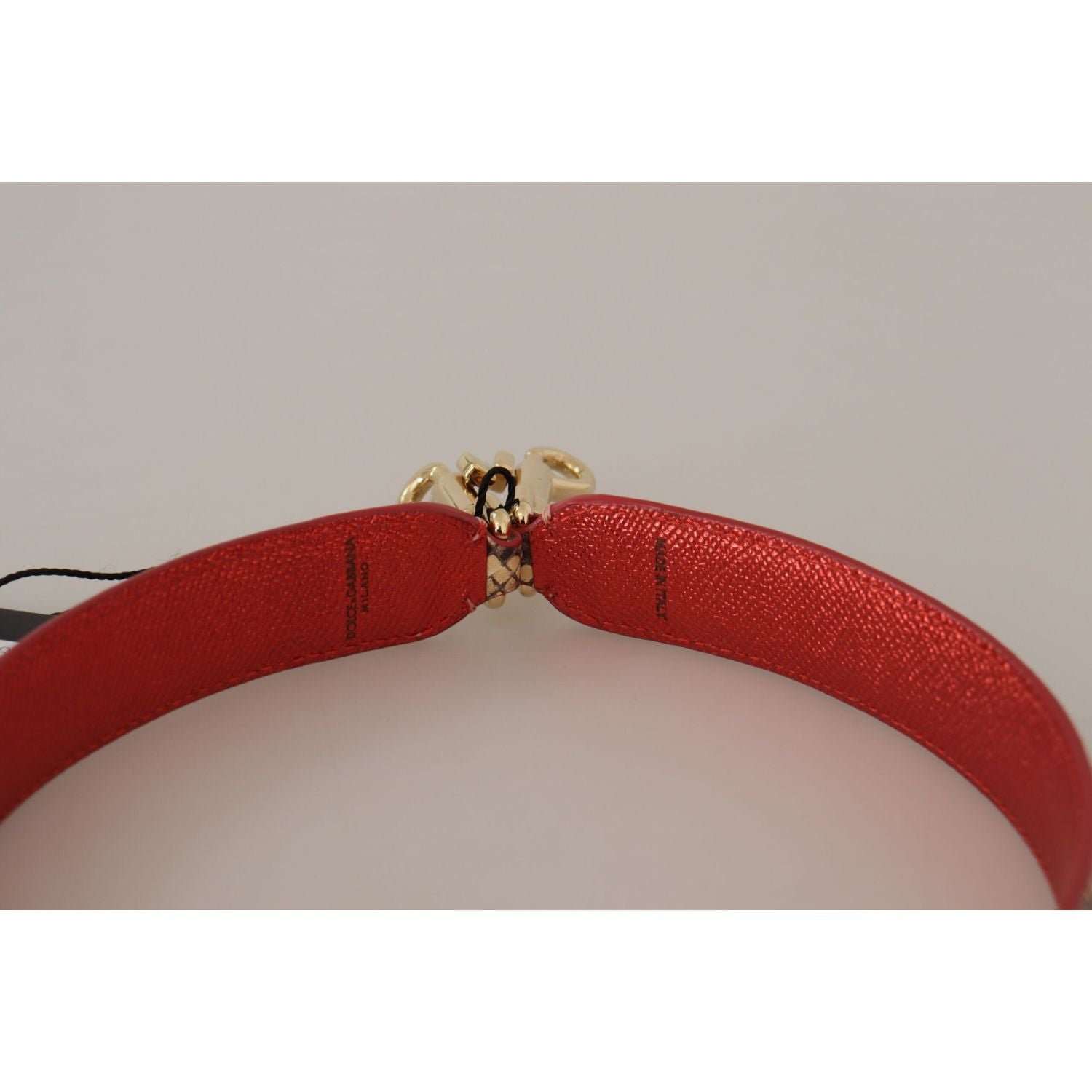 حزام حقيبة دولتشي آند غابانا الأنيق المصنوع من جلد الثعبان باللون البيج