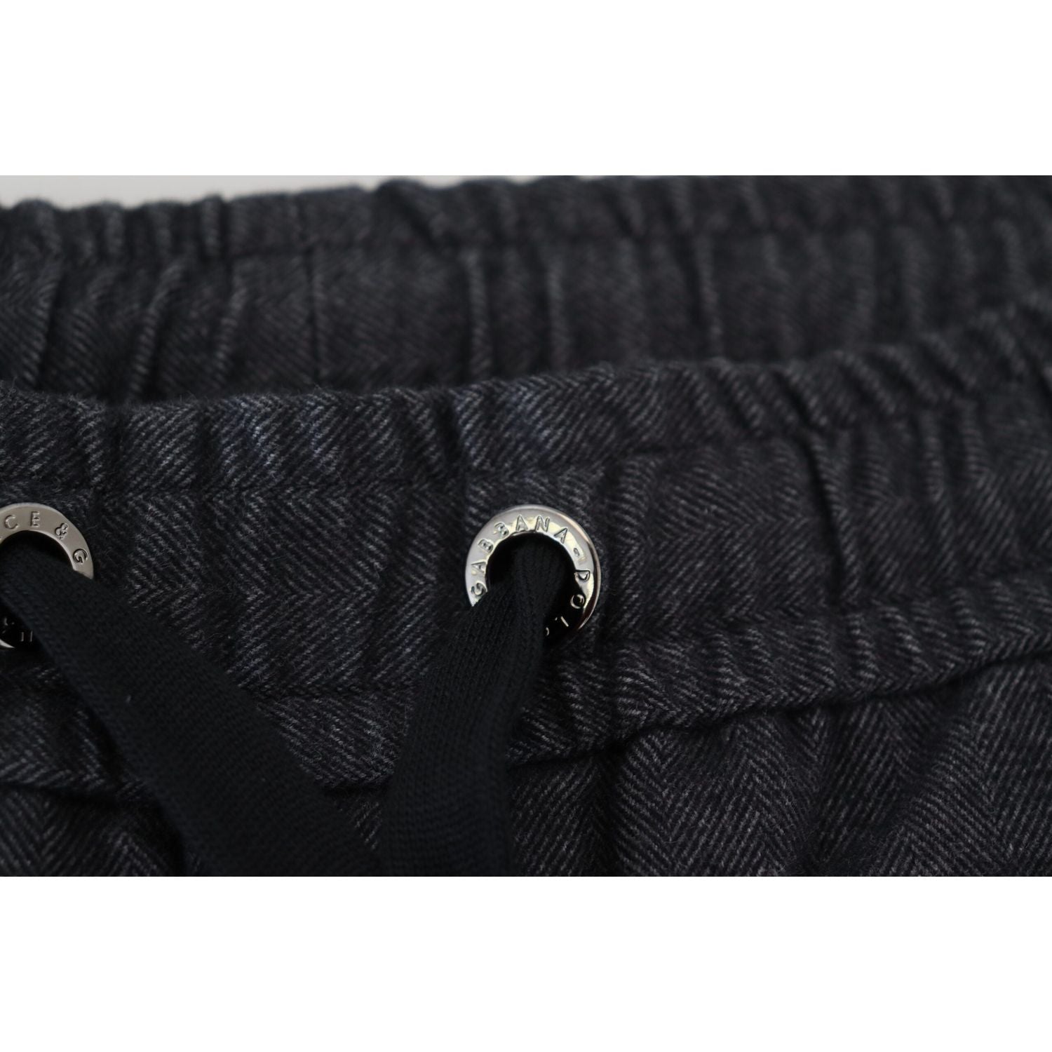 优雅蓝色锥形牛仔裤