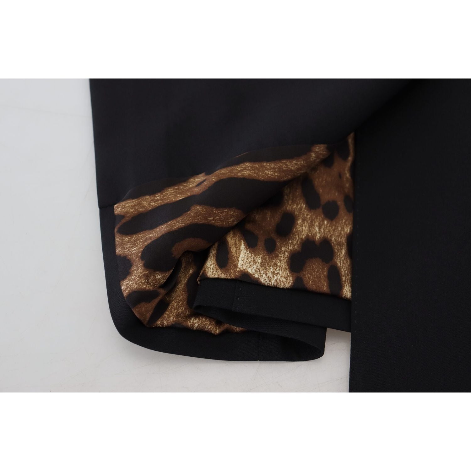 优雅黑色紧身 A 字型迷你连衣裙