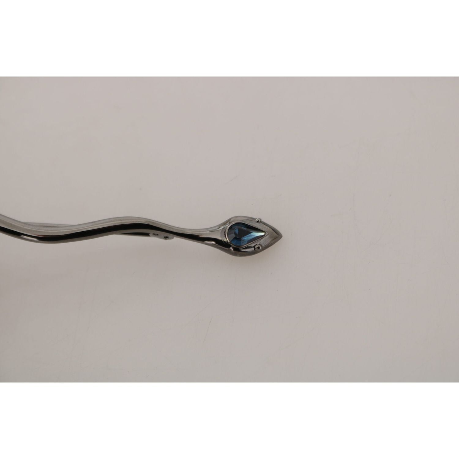 优雅水晶装饰银胸针