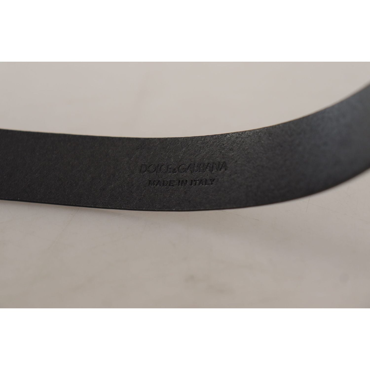 优雅黑色皮革经典腰带