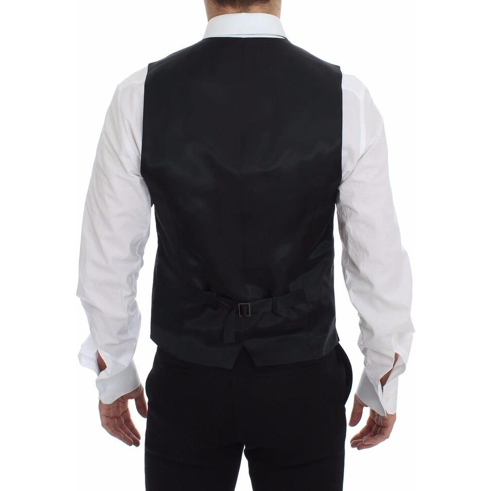 فستان رمادي مخطط أنيق من دولتشي آند غابانا