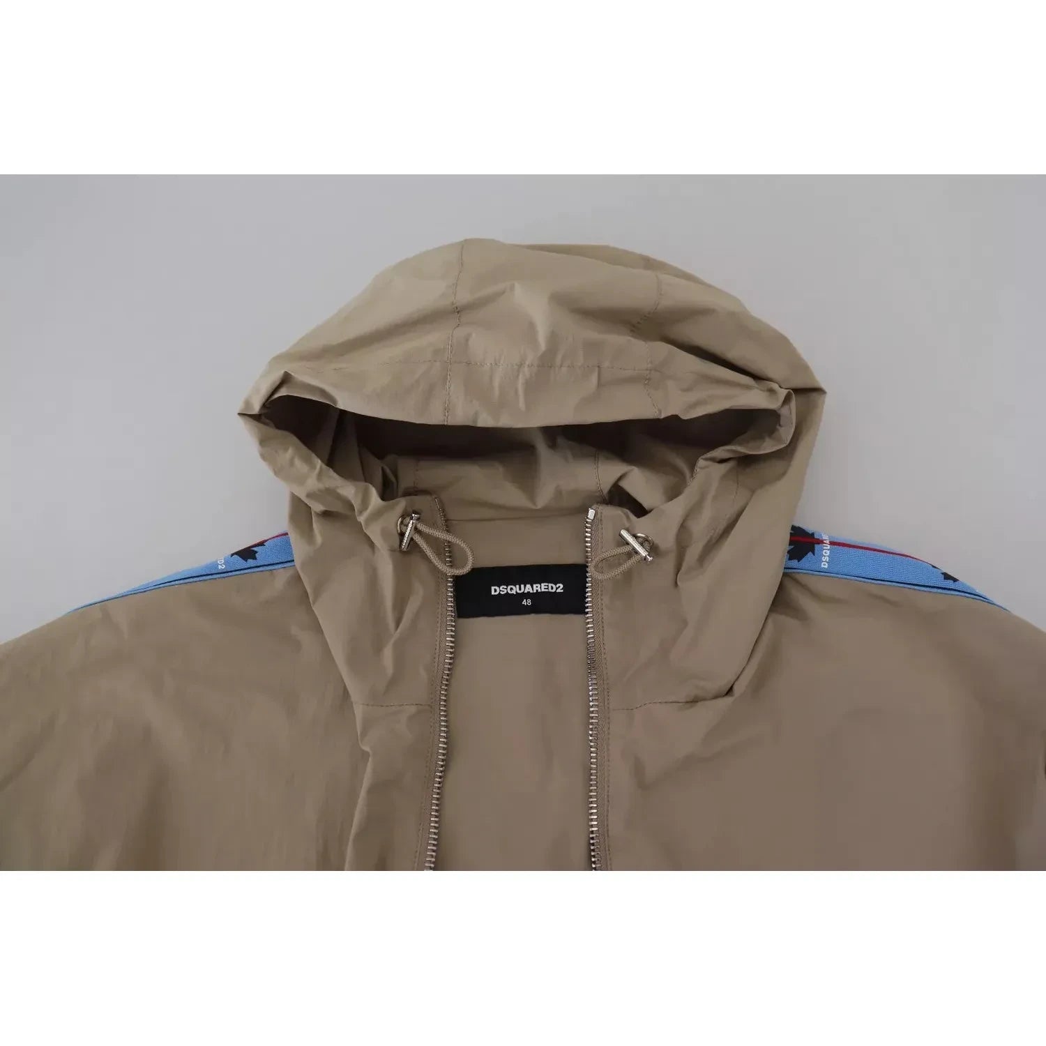 جاكيت Dsquared² بني رمادي بأكمام بغطاء رأس وسحاب كامل