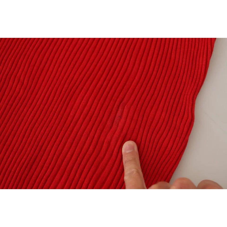 تي شيرت من الحرير الأحمر بأكمام قصيرة من دولتشي آند غابانا