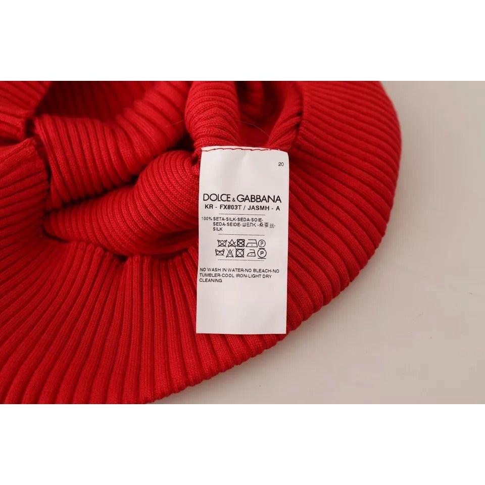 تي شيرت من الحرير الأحمر بأكمام قصيرة من دولتشي آند غابانا