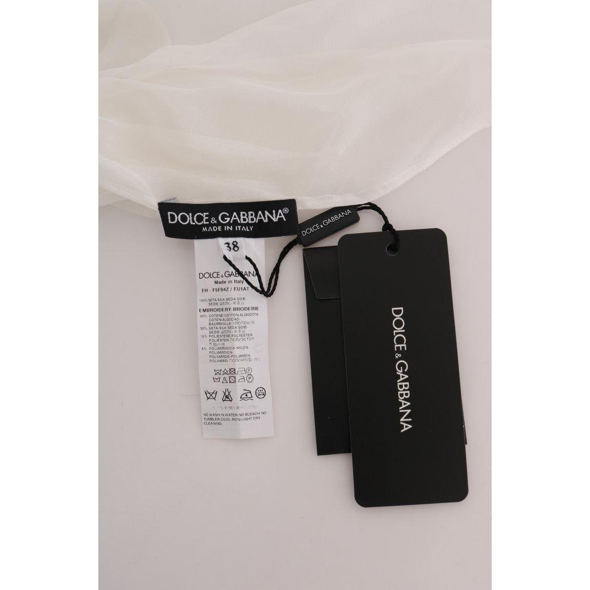 优雅的白色丝绸雏菊衬衫