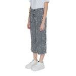 Only Black Viscose Cropped Pant