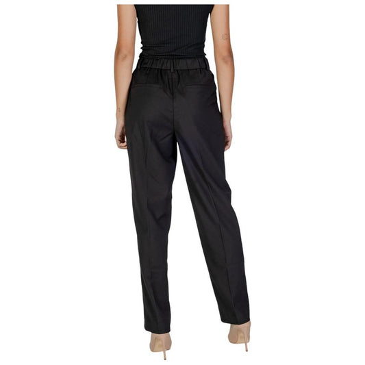 Back view of women's fall/winter Vila Clothes black polyester pants with viscose and elastane, showcasing style and fit.