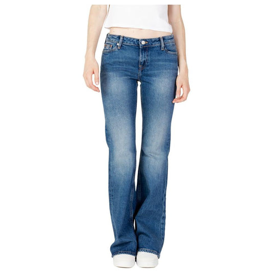 Women's Tommy Hilfiger blue baggy jeans, fall/winter collection, 79% cotton, 20% recycled cotton, 1% elastane.