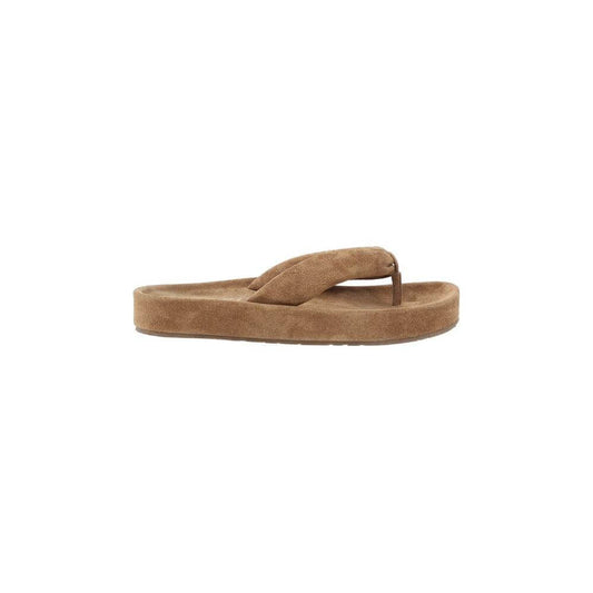 Pedro García Almu brown suede sandals featuring a modern flip-flop design with non-slip sole, perfect for a chic summer look.