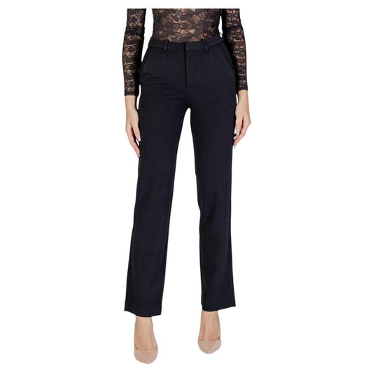 Women's black recycled polyester pants, perfect for fall/winter collection, featuring a blend of 53% recycled polyester.