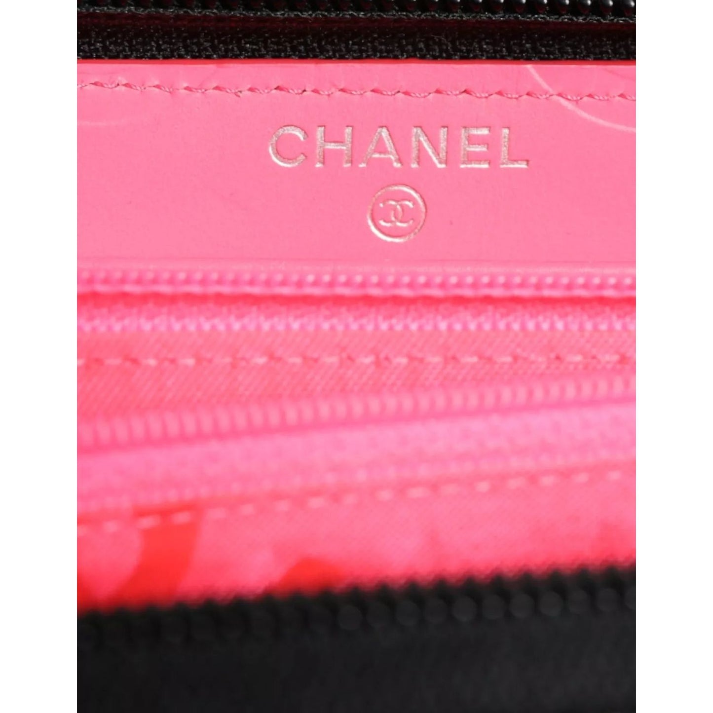 Chanel Black Quilted Leather Logo CC Continental Zip Wallet